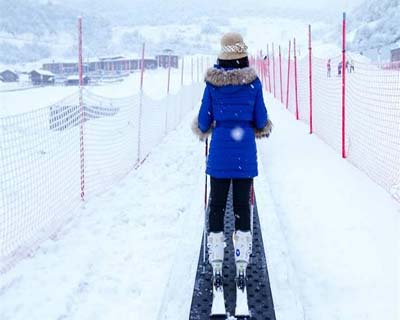 滑雪場(chǎng)策劃要考慮其空間面積，山勢山型